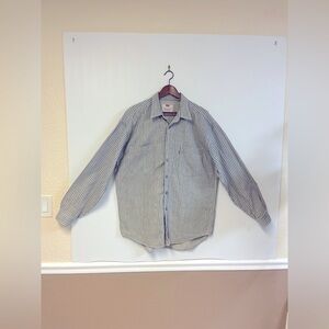 Levi's Gray Striped Casual Button Down Shirt